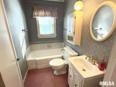 141 S Pullen Blvd, Centralia, IL 62801 photo 8