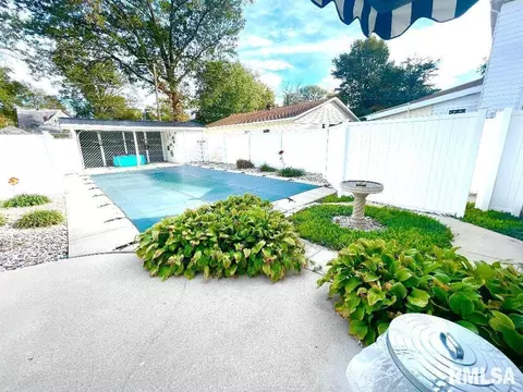 141 S Pullen Blvd, Centralia, IL 62801 photo 11