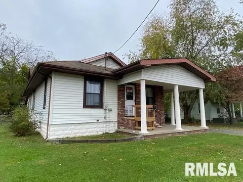 1403 N State St, Marion, IL 62959 photo 1