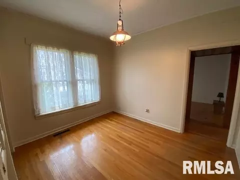 1403 N State St, Marion, IL 62959 photo 9