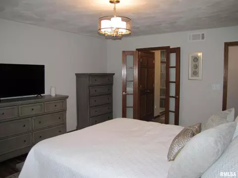 3301 S Hotze Rd, Salem, IL 62881 photo 12