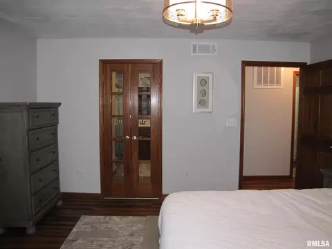 3301 S Hotze Rd, Salem, IL 62881 photo 13