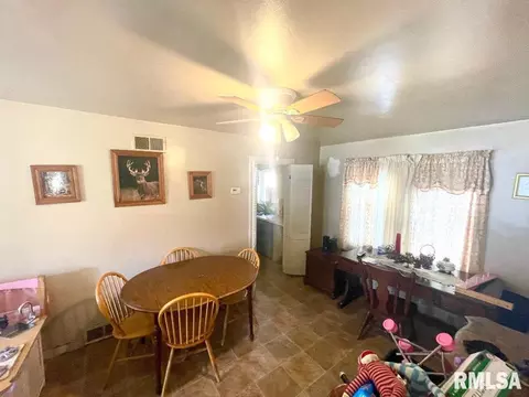 1 Circle Dr, Centralia, IL 62801 photo 7