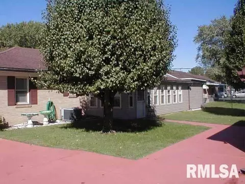 1607 N State St, Marion, IL 62959 photo 4