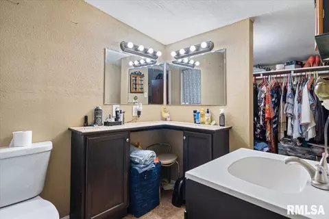 531 E 6th St, Mount Carmel, IL 62863 photo 27