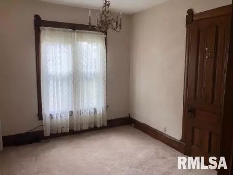 114 S Maple St, Centralia, IL 62801 photo 13