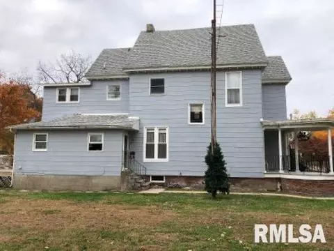114 S Maple St, Centralia, IL 62801 photo 17