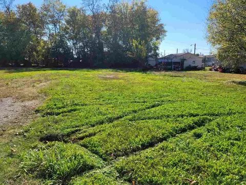 1102 E 7th St, Metropolis, IL 62960 photo 1