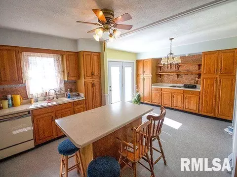 1109 Jonas Ave, Centralia, IL 62801 photo 8
