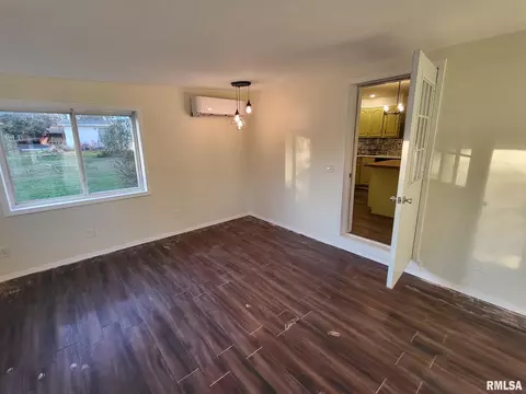 17 Cherry Dr, Mount Vernon, IL 62864 photo 12