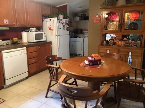 202 E Lottie St, Sesser, IL 62884 photo 15