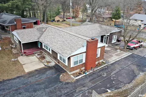 2 Deer Path Dr, Salem, IL 62881 photo 5