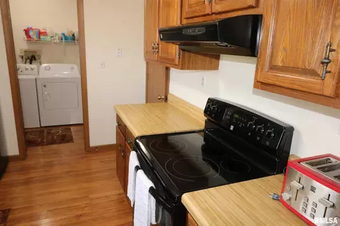 7472 Norris Dr, Marion, IL 62959 photo 9