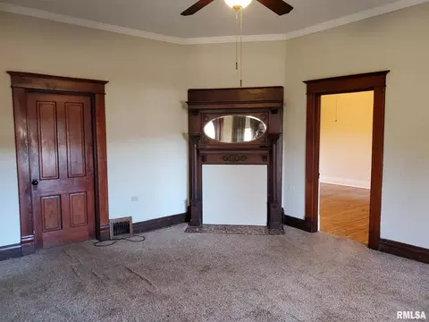 1852 State St, Eldorado, IL 62930 photo 12