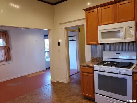 1852 State St, Eldorado, IL 62930 photo 28