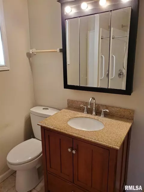 1852 State St, Eldorado, IL 62930 photo 23