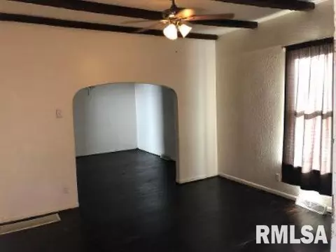 305 S Harrison St, Centralia, IL 62801 photo 5