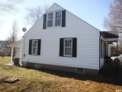 106 Highmore St, Anna, IL 62906 photo 2