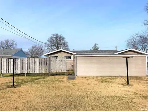 12 Holly Ln, Flora, IL 62839 photo 44