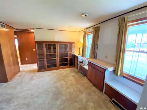 12 Holly Ln, Flora, IL 62839 photo 13