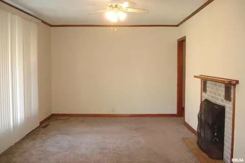 400 S 18th St, Herrin, IL 62948 photo 2