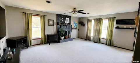 4791 Espy Rd, Sesser, IL 62884 photo 5