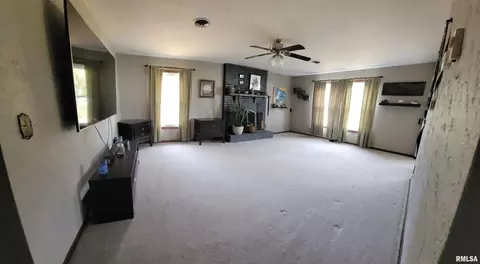 4791 Espy Rd, Sesser, IL 62884 photo 7
