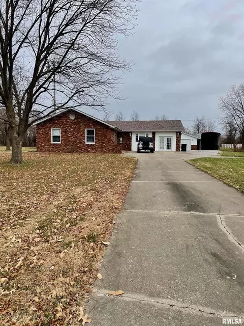 4791 Espy Rd, Sesser, IL 62884 photo 1