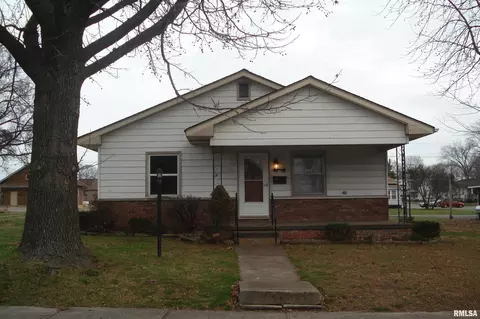 1103 N Johnson St, Marion, IL 62959 photo 1