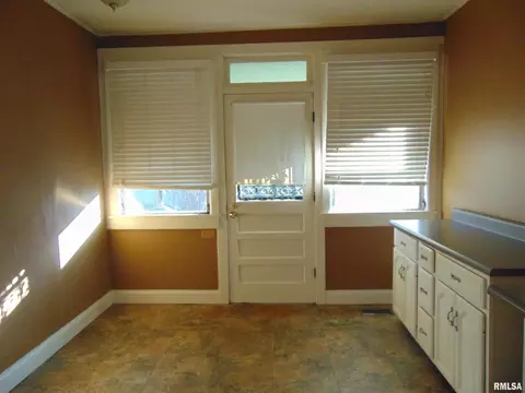 507 Everett St, Marion, IL 62959 photo 8