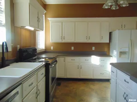 507 Everett St, Marion, IL 62959 photo 11