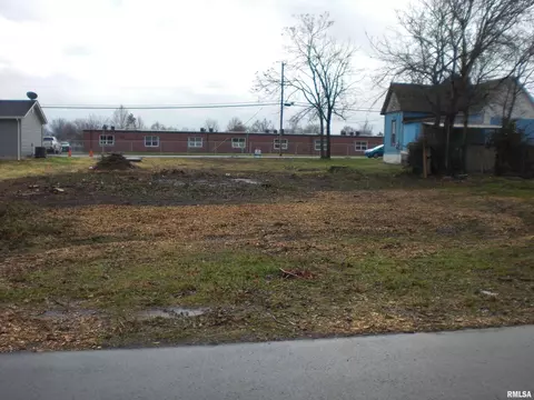 407 E Jackson St, Marion, IL 62959 photo 3
