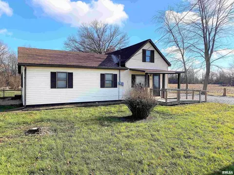 930 S State St, Flora, IL 62839 photo 36