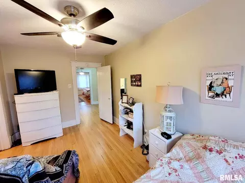 524 E Broadway Ave, Centralia, IL 62801 photo 36