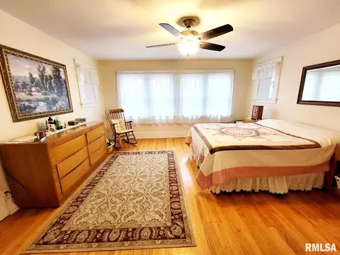 524 E Broadway Ave, Centralia, IL 62801 photo 33