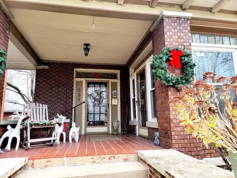 524 E Broadway Ave, Centralia, IL 62801 photo 7