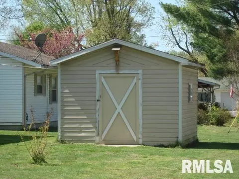 32 Arline Dr, Centralia, IL 62801 photo 9