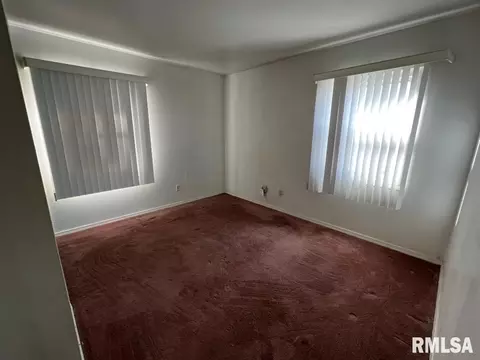 32 Arline Dr, Centralia, IL 62801 photo 5