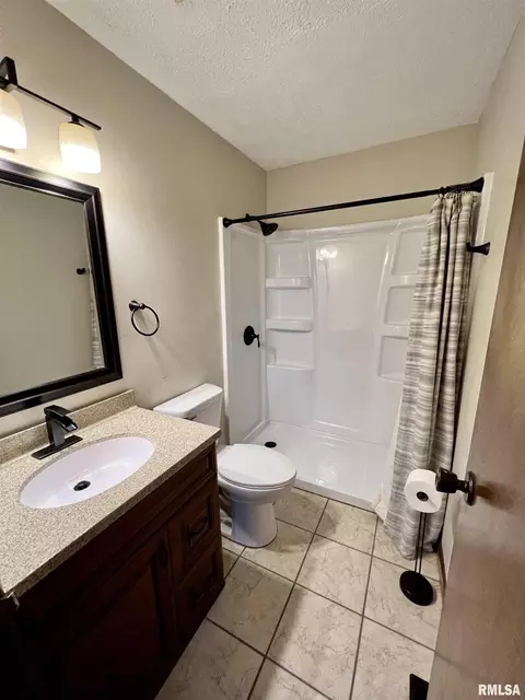 2216 Michelle Ln, Marion, IL 62959 photo 16