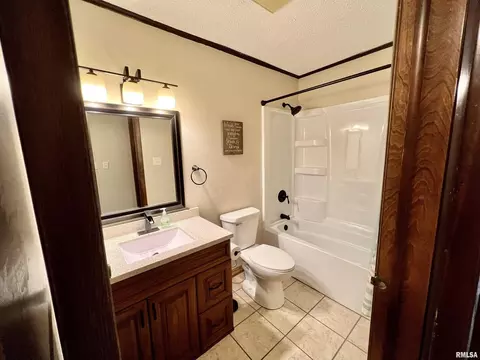 2216 Michelle Ln, Marion, IL 62959 photo 21