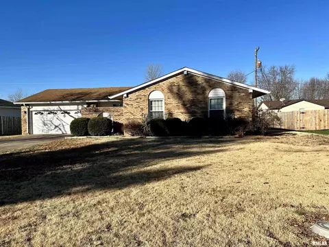 2216 Michelle Ln, Marion, IL 62959 photo 1