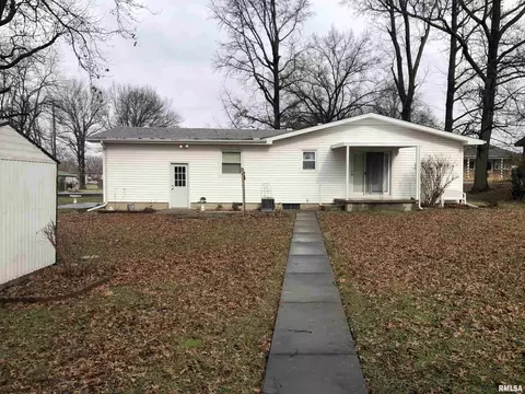 1107 W Goodall St, Marion, IL 62959 photo 14