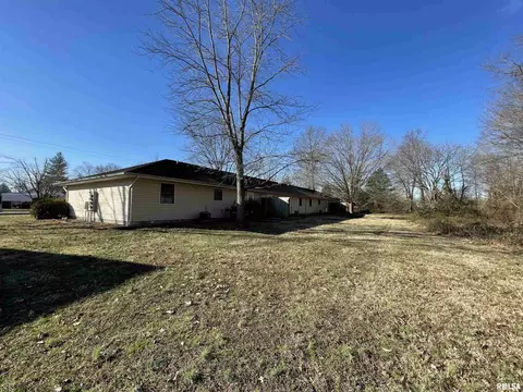 1702 E Pickett, Marion, IL 62959 photo 6