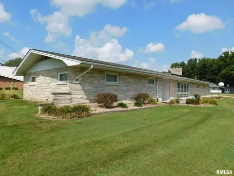 20 Deer Path Dr, Salem, IL 62881 photo 1