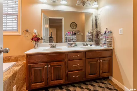 2306 Spring Ln, Marion, IL 62959 photo 20