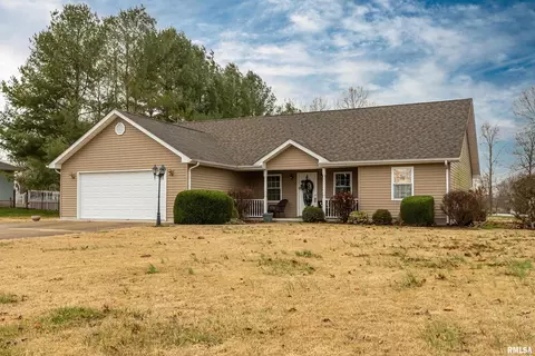 2306 Spring Ln, Marion, IL 62959 photo 1