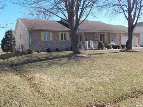 202 N Cherry St, Hoffman, IL 62250 photo 34