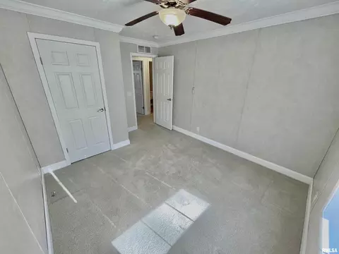 140 Elm St, Noble, IL 62868 photo 15