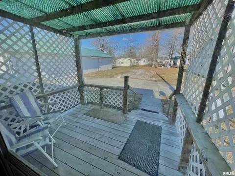 140 Elm St, Noble, IL 62868 photo 41
