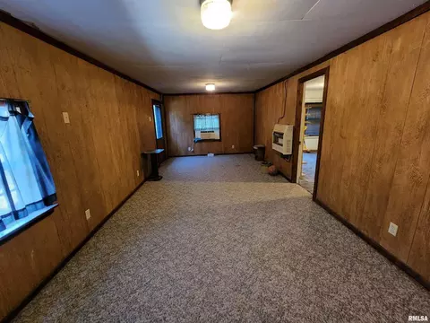312 S 2nd St, Broughton, IL 62817 photo 41